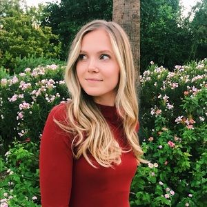 Meet your Posher, Lauren